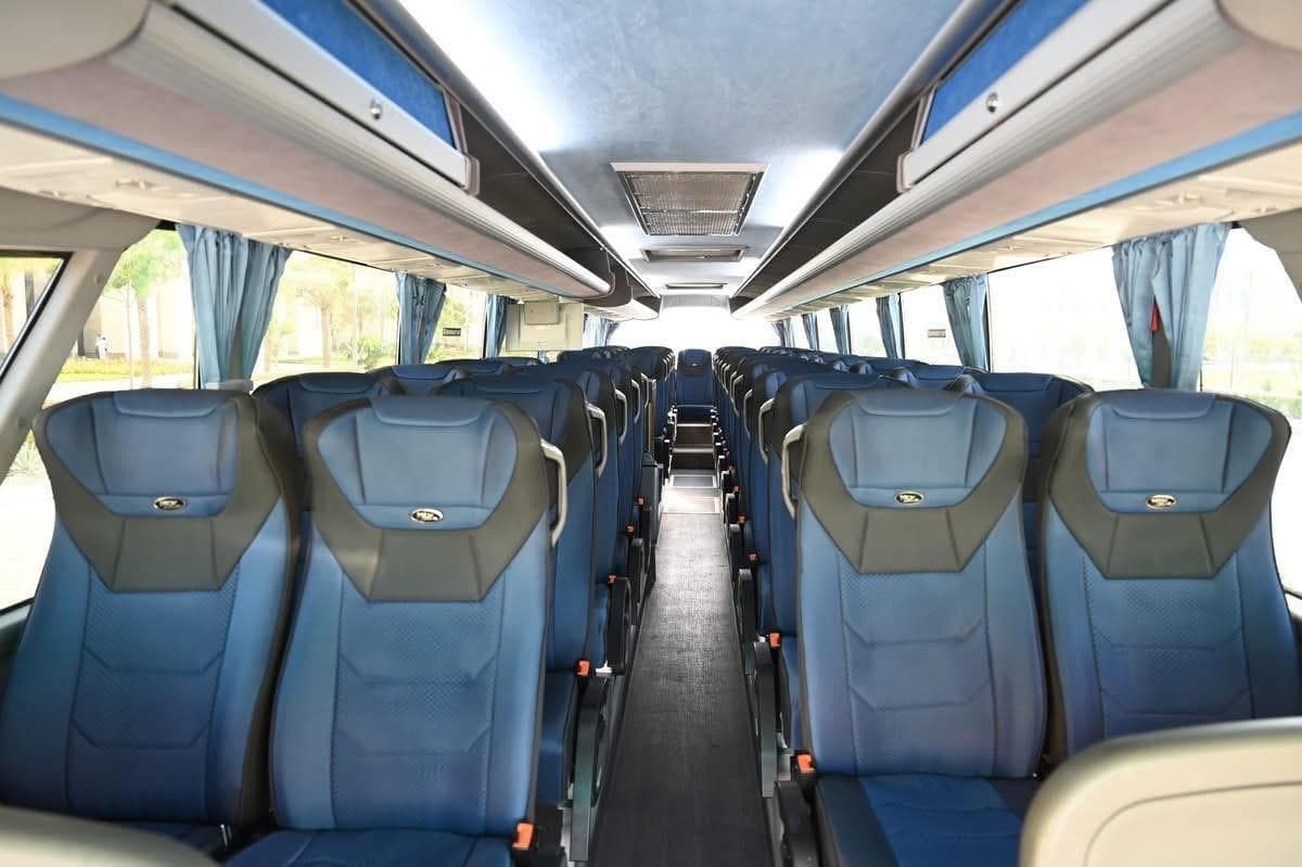 حافلات كبيرة 50 مقعدًا - image 2